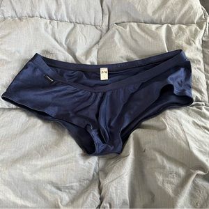 N2N Basic Trunks Bikini Blue Nearly New XL